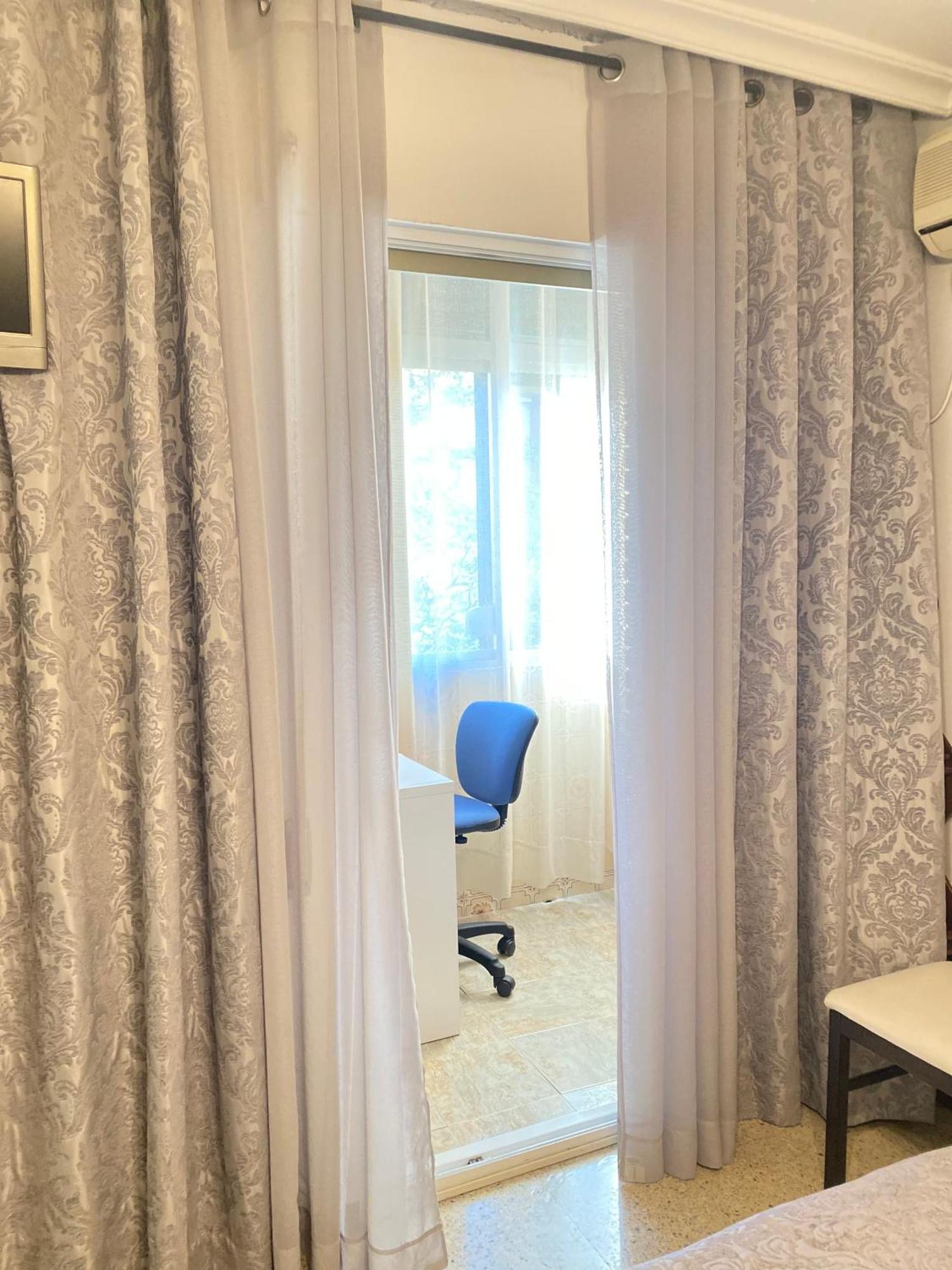 Shared Apartment! Piso Compartido! Общая Квартира! Siviglia Esterno foto