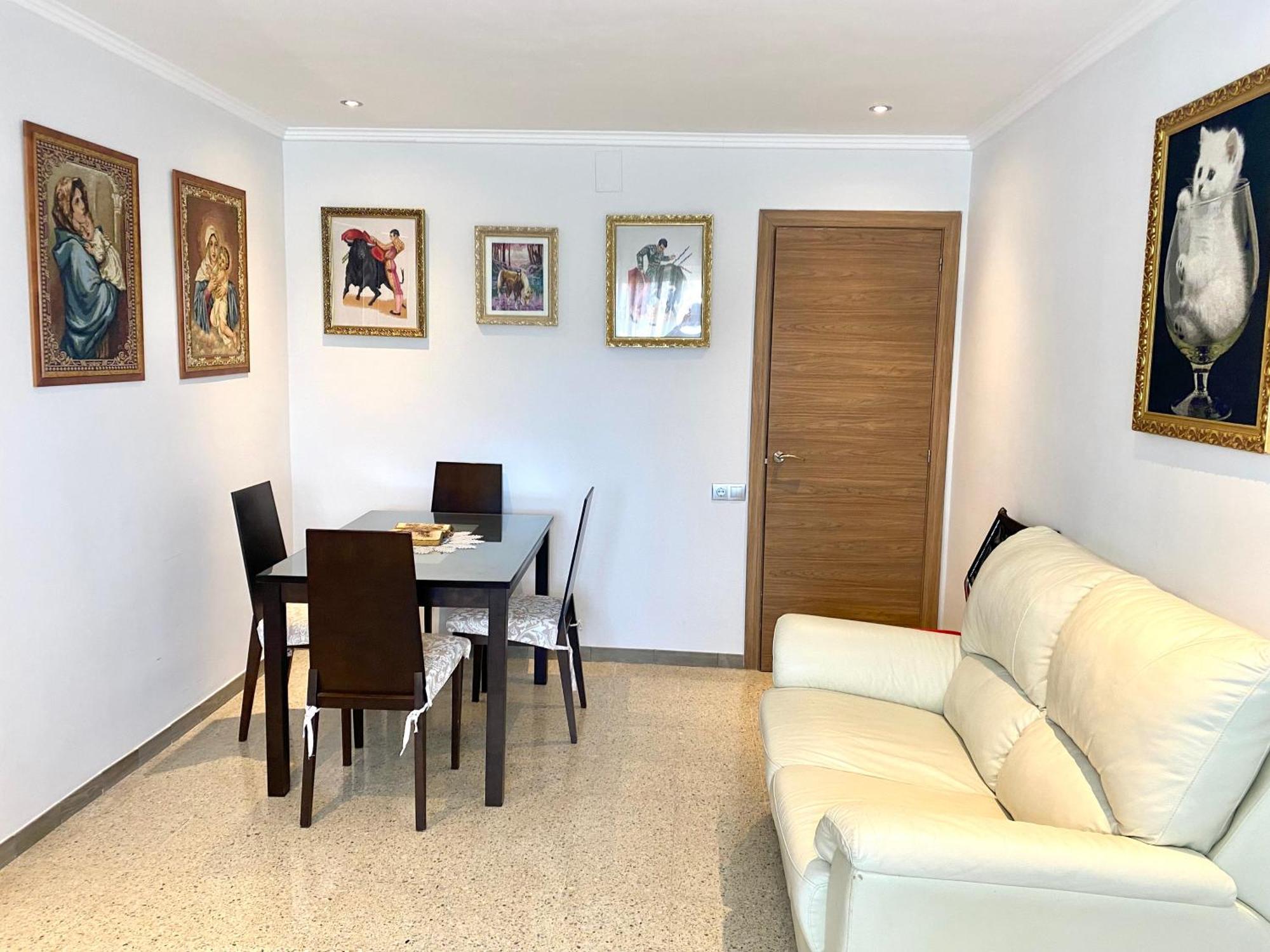 Shared Apartment! Piso Compartido! Общая Квартира! Siviglia Esterno foto