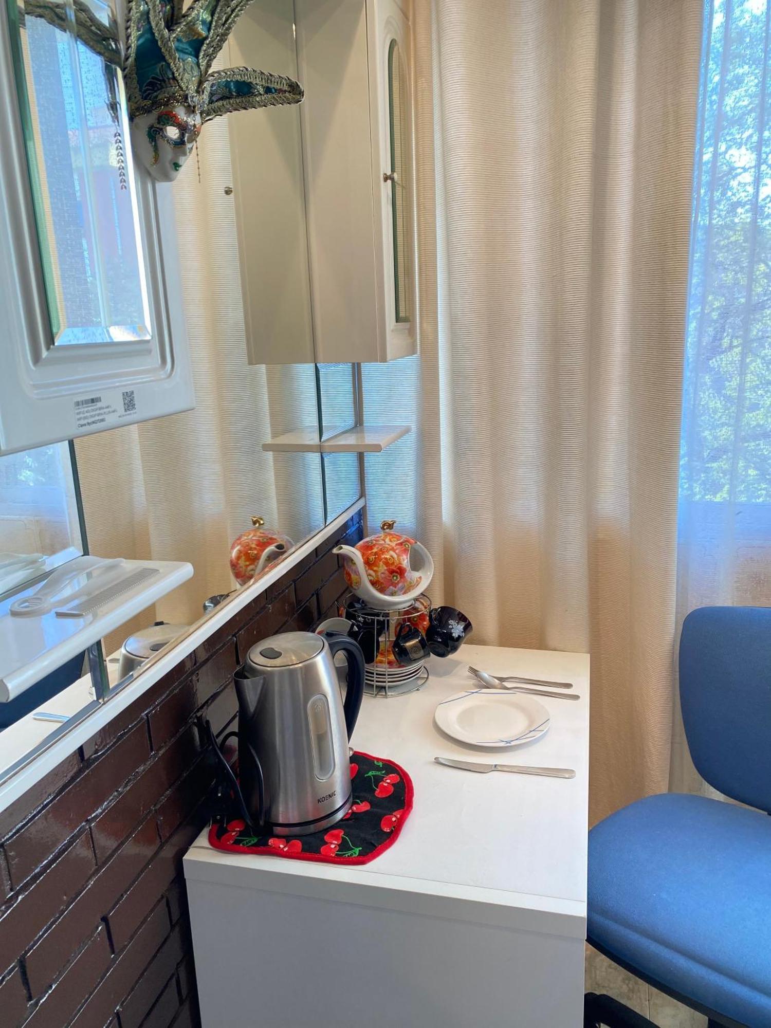 Shared Apartment! Piso Compartido! Общая Квартира! Siviglia Esterno foto